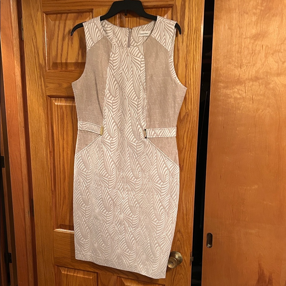 Elegant Beige Patterned Dress
